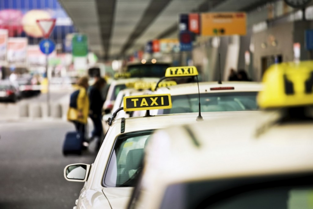 Article : Un taxi berlinois un peu trop blanc